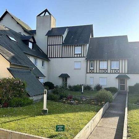 Le Garden - Studio Refait A Neuf Proche Mer Et Commerces Apartamento Cabourg Exterior foto